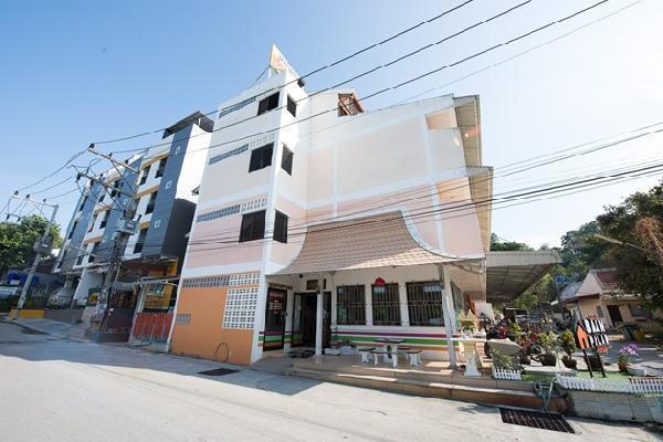 Baan Palad Mansion Aparthotel Phuket Exterior photo