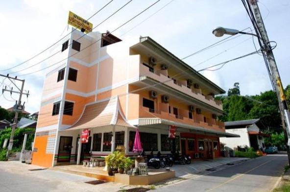 Baan Palad Mansion Aparthotel Phuket Exterior photo