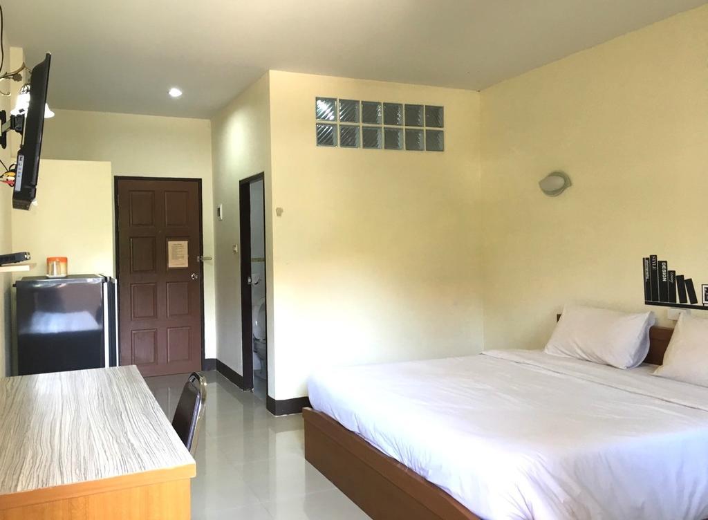 Baan Palad Mansion Aparthotel Phuket Exterior photo